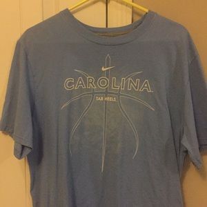 North Carolina Tar Heels shirt